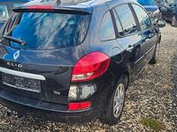 Gebraucht Renault Clio GrandTour Dynamique 101 PS (74 kW) 2011 Schwarz Kombi