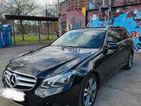 Gebraucht Mercedes E220 170 PS (125 kW) 2015 Schwarz Kombi