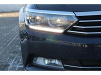 Gebraucht VW Passat Comfortline 150 PS (110 kW) 2018 Grau Kombi