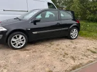 Gebraucht Renault Mégane 113 PS (83 kW) 2004 Schwarz Kleinwagen
