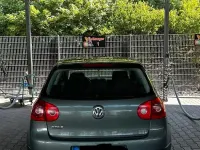 Gebraucht VW Golf V 75 PS (55 kW) 2005 Grün Kleinwagen