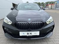 Gebraucht BMW 120 M Sport 190 PS (139 kW) 2021 Schwarz metallic black sapphire metallic Kleinwagen