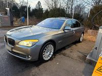 Gebraucht BMW 730L 245 PS (180 kW) 2012 Grau Limousine