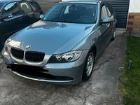 Second-hand BMW 320 150 CP (110 kW) 2005 Gri Berlinǎ