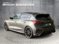 Gebraucht Ford Focus ST 280 PS (205 kW) 2023 Magnetic grau metallic Limousine