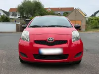 Gebraucht Toyota Yaris 69 PS (50 kW) 2010 Rot Kleinwagen