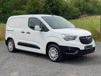 Gebraucht Opel Combo 102 PS (75 kW) 2021 Weiß Van / Kleinbus
