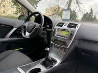 Gebraucht Toyota Avensis 124 PS (91 kW) 2012 Schwarz Kombi