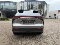 Gebraucht Toyota bZ4X 150 kW (204 PS) 2023 Silber SUV