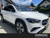 Gebraucht Mercedes GLA180 Night 136 PS (100 kW) 2025 Unilack polarweiß SUV
