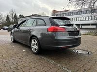 Gebraucht Opel Insignia 131 PS (96 kW) 2011 Grau Kombi
