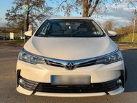 Gebraucht Toyota Corolla 132 PS (97 kW) 2018 Weiß Limousine