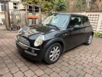 Usata Mini Cooper 90 CV (66 kW) 2003 Nero Utilitaria