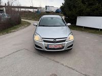 Gebraucht Opel Astra Edition 110 PS (80 kW) 2009 Silber Kombi