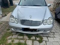 Gebraucht Mercedes C180 140 PS (102 kW) 2004 Silber Limousine