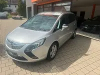 Gebraucht Opel Zafira Tourer Style 165 PS (121 kW) 2016 Silber Van / Kleinbus