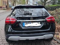Używany Mercedes GLA180 109 KM (80 kW) 2017 Czarny SUV