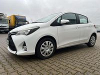 Gebraucht Toyota Yaris 90 PS (66 kW) 2015 Weiß Kleinwagen