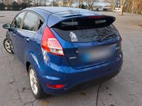 Gebraucht Ford Fiesta 125 PS (91 kW) 2015 Blau Kleinwagen