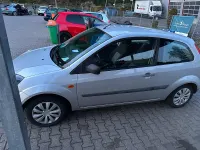 Gebraucht Ford Fiesta 60 PS (44 kW) 2006 Silber Kleinwagen