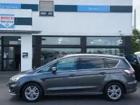 Gebraucht Ford S-MAX Titanium 150 PS (110 kW) 2022 Grau Van / Kleinbus