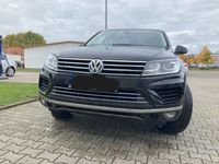 gebraucht VW Touareg 3.0 V6 TDI Klimasitze StandHZ aut.AHK Vollaust