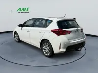 Gebraucht Toyota Auris Executive 124 PS (91 kW) 2013 Weiß Limousine
