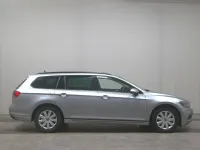 Gebraucht VW Passat Business 150 PS (110 kW) 2023 Grau Kombi
