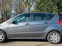 Gebraucht Mercedes A180 116 PS (85 kW) 2010 Grau Van / Kleinbus