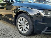 Gebraucht Audi A3 Cabriolet Attraction 125 PS (91 kW) 2015 Schwarz Cabrio