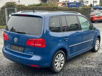 Gebraucht VW Touran Highline 170 PS (125 kW) 2012 Blau Van / Kleinbus