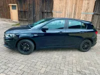 Gebraucht Fiat Tipo Easy 95 PS (69 kW) 2017 Schwarz Limousine