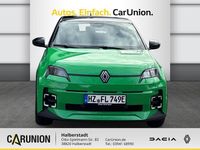 Second-hand Renault 5 E-Tech Techno 110 kW (150 CP) 2024 Verde Hatchback