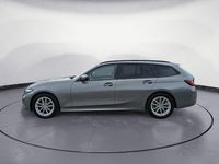 Gebraucht BMW 318 156 PS (114 kW) 2025 Grau Kombi