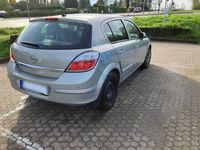 gebraucht Opel Astra 1.6 Twinport 77kW Automatik Edition