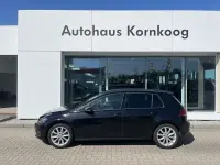 Gebraucht VW Golf VII Highline 125 PS (91 kW) 2016 Deep black perleffekt (metallic) Limousine