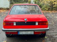 Gebraucht BMW 318 90 PS (66 kW) 1976 Rot Coupé