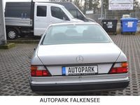 Gebraucht Mercedes 230 132 PS (97 kW) 1989 Silber Coupé
