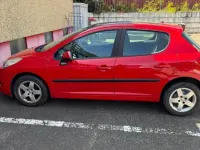 Gebraucht Peugeot 207 73 PS (53 kW) 2010 Rot Kleinwagen