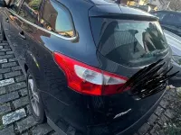 Gebraucht Ford Focus Trend 101 PS (74 kW) 2014 Schwarz Kombi