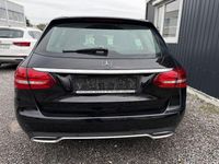 Gebraucht Mercedes C180 156 PS (114 kW) 2017 Schwarz Kombi