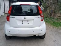 Gebraucht Suzuki Splash 85 PS (62 kW) 2009 Weiß Kleinwagen