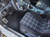 Gebraucht VW Golf VII GTI 230 PS (169 kW) 2015 Weiß Limousine