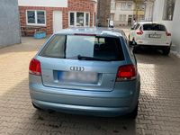 Gebraucht Audi A3 102 PS (75 kW) 2006 Blau Kleinwagen