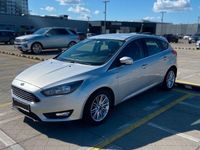 Gebraucht Ford Focus Cool & Connect 101 PS (74 kW) 2017 Silber Limousine