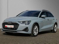 Gebraucht Audi A3 Ambiente 150 PS (110 kW) 2025 Pfeilgrau perleffekt Limousine