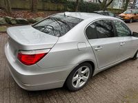 Gebraucht BMW 525 198 PS (145 kW) 2008 Grau Limousine