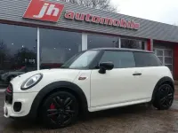 Używany Mini John Cooper Works 231 KM (169 kW) 2020 Biały Hatchback