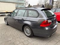 gebraucht BMW 320 320 Touring i / LEDER / NAVI / PANO