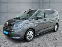 Gebraucht VW Multivan Basis 150 PS (110 kW) 2023 Grau Van / Kleinbus